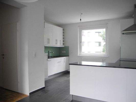 Erstbezug nach kompletter Sanierung einer Doppelhaushälfte  - gersthof, Herbeckstrasse - Wien, Wien