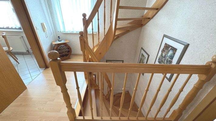 Hartholztreppenanlage