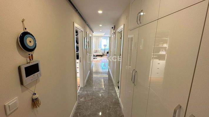 Furnished 3-Bedroom Apartment 5km from the Beach in Antalya