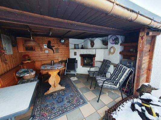 Sitzbereich mit Kamin