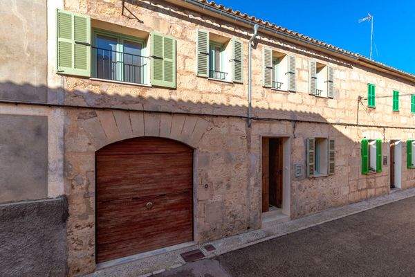 Außenansicht und Eingang