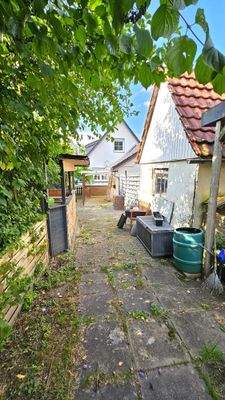 Garten mit Blick zur Terrasse