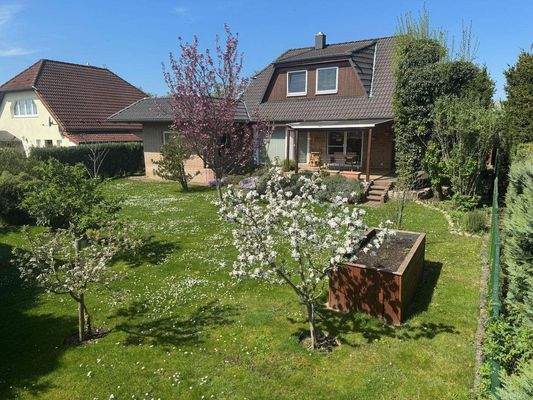 Gepflegt angelegter Garten