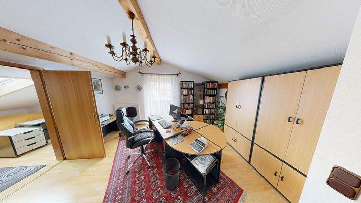 Büro OG Einliegerwohnung