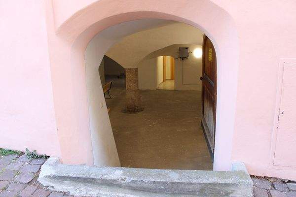 Eingang in die Gewerbefläche von Süden