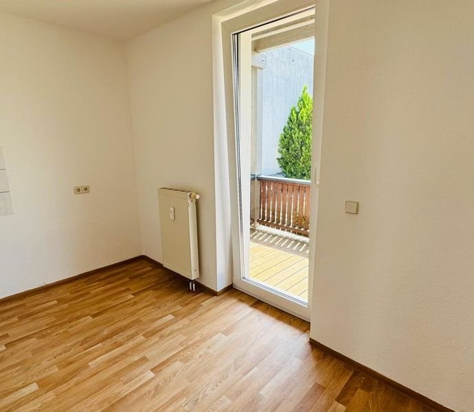 1 Zimmer Wohnung in Zwickau (Niederplanitz)