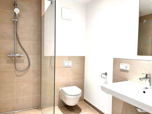 Musterfoto Badezimmer Wohnung 7