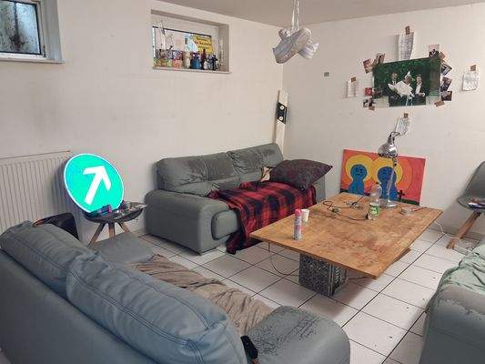 Aufenthaltsraum Keller WG