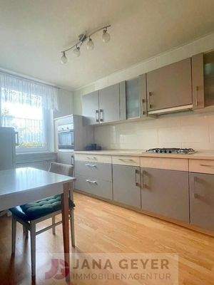 EG - Küche mit Einbauküche....