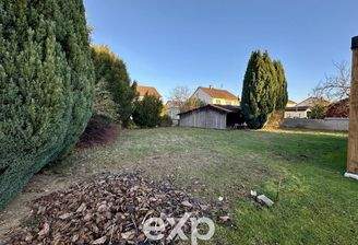 Grundstück mit Hütte 