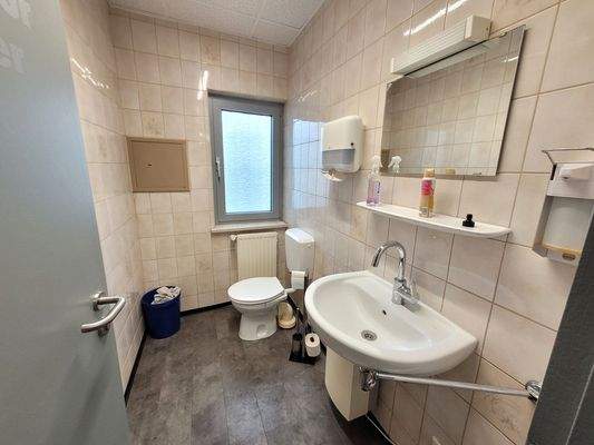WC im Verkaufsraum