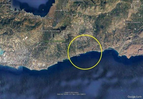Südkreta, Koutsouras: Baugrundstück mit Meerblick zu verkaufen