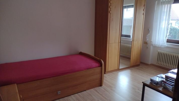 Kinderzimmer im EG