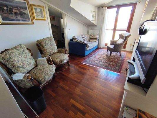 schönes Penthouse im Zentrum von Grado mit Terrasse und Parkplatz