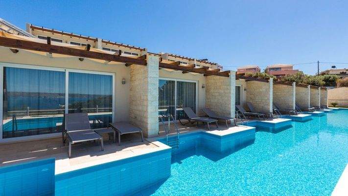 Hotel-for-sale-in-Chania-For-Sale-Hotel-for-sale-i