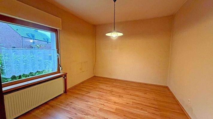 Wohnzimmer/Esszimmer