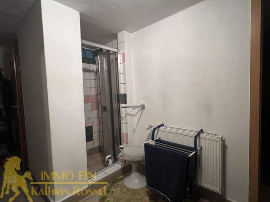 KG: Dusche - WC ist auch vorhanden