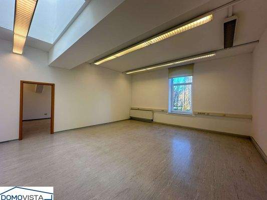 Raum 321 hälftig (mit Trennwand)