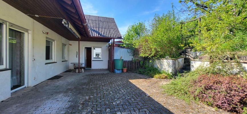 Außenbereich hinterm Haus