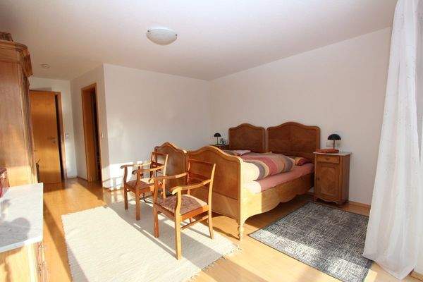 Schlafzimmer 1 untere Ebene