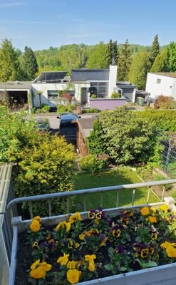 Blick vom Balkon ins Grüne.jpg