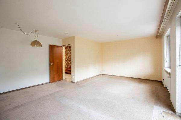 WOHNZIMMER ANSICHT 1