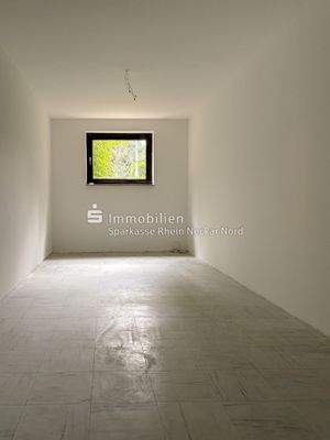 Hobbykeller mit Tageslicht