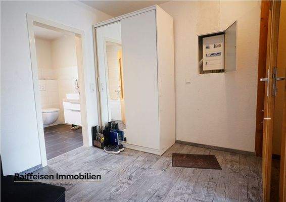 Raiffeisenstraße 14