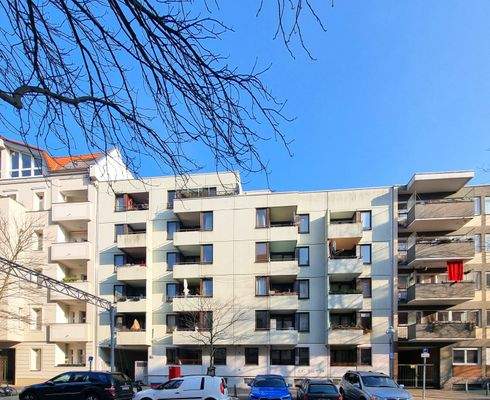 Dahlmann mit Sonne.jpg