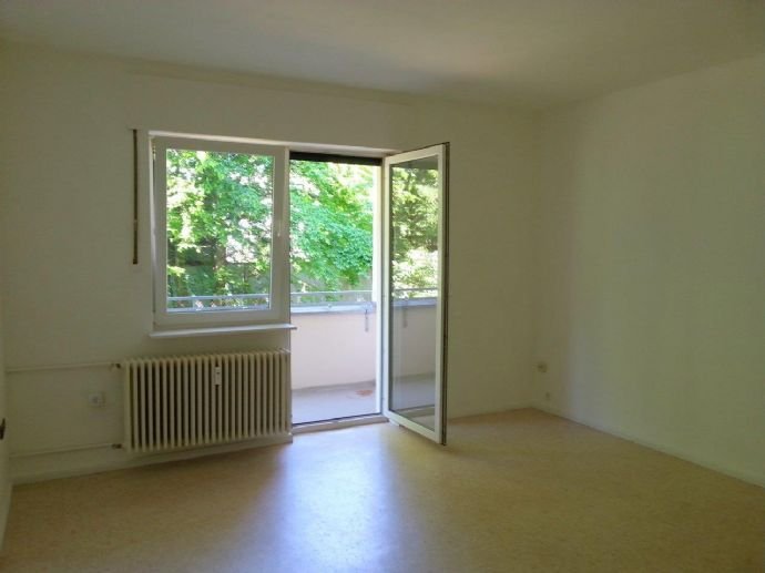 - Nähe Schillerpark/ Neubauwohnung mit Balkon (für Selbstnutzer oder Anleger) -