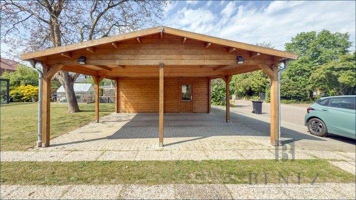 Doppelcarport und Abstellraum 