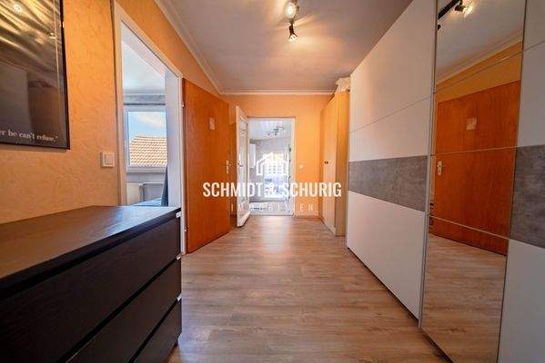 1. Obergeschoss / Durchgangszimmer