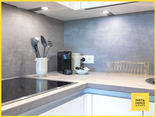 Einbauküche mit kompletter Ausstattung