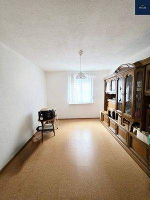 7d03ce68-630f-4122-a276-2f77470c2976