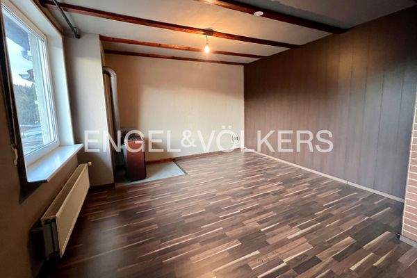 EV - Durchgangszimmer im DG