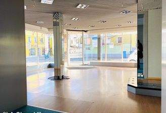 6-113_Großer Laden (2).jpg