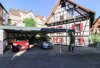 Carport + Haus Vorderansicht