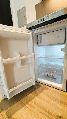 Kühl-Gefrierschrank