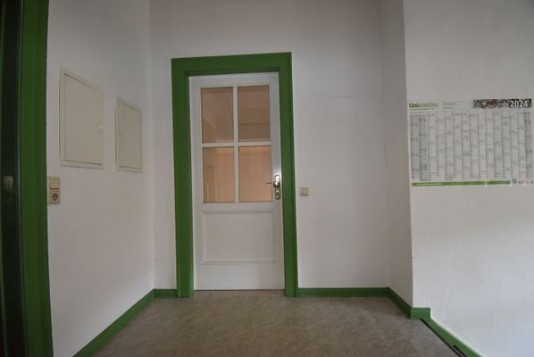 2 Eingang Wohnung.JPG