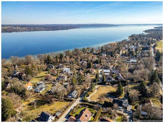 Blick über das Grundstück 