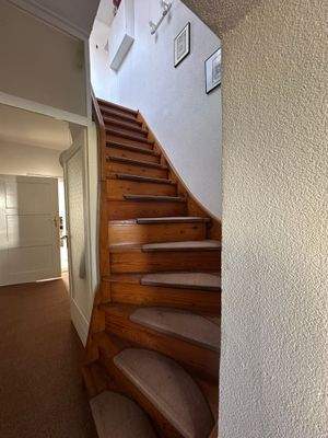 Treppe vom EG zum DG.JPG