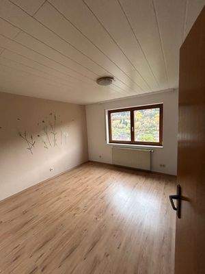 Einliegerwohnung Schlafzimmer.jpg