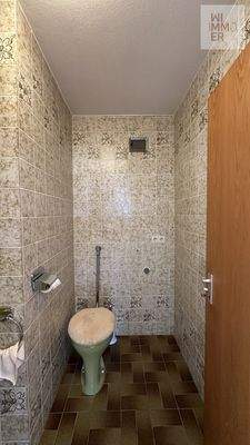 Östlicher Gebäudeteil OG - Badezimmer (2)