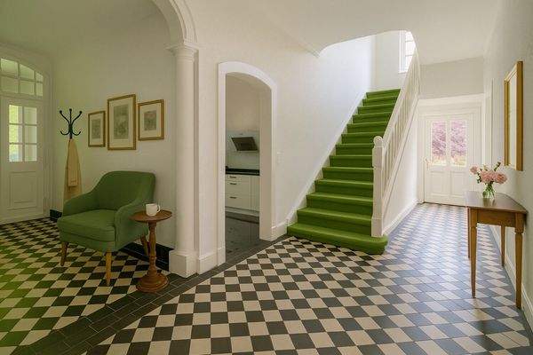 Eingang virtuell möbeliert 