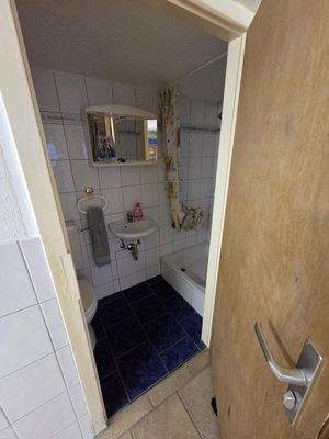 Saunadusche im Keller