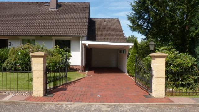 Carport/Garage