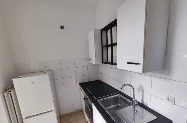 Küche mit Einbauküche