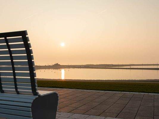 Sonnenuntergang in der Perlebucht