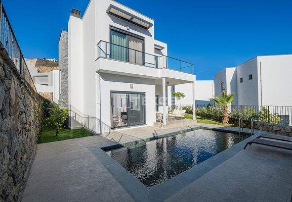 Sea View Villas Within Walking Distance to the Beach in Bodrum