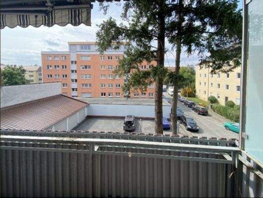 23-2.OG links Balkon.jpg